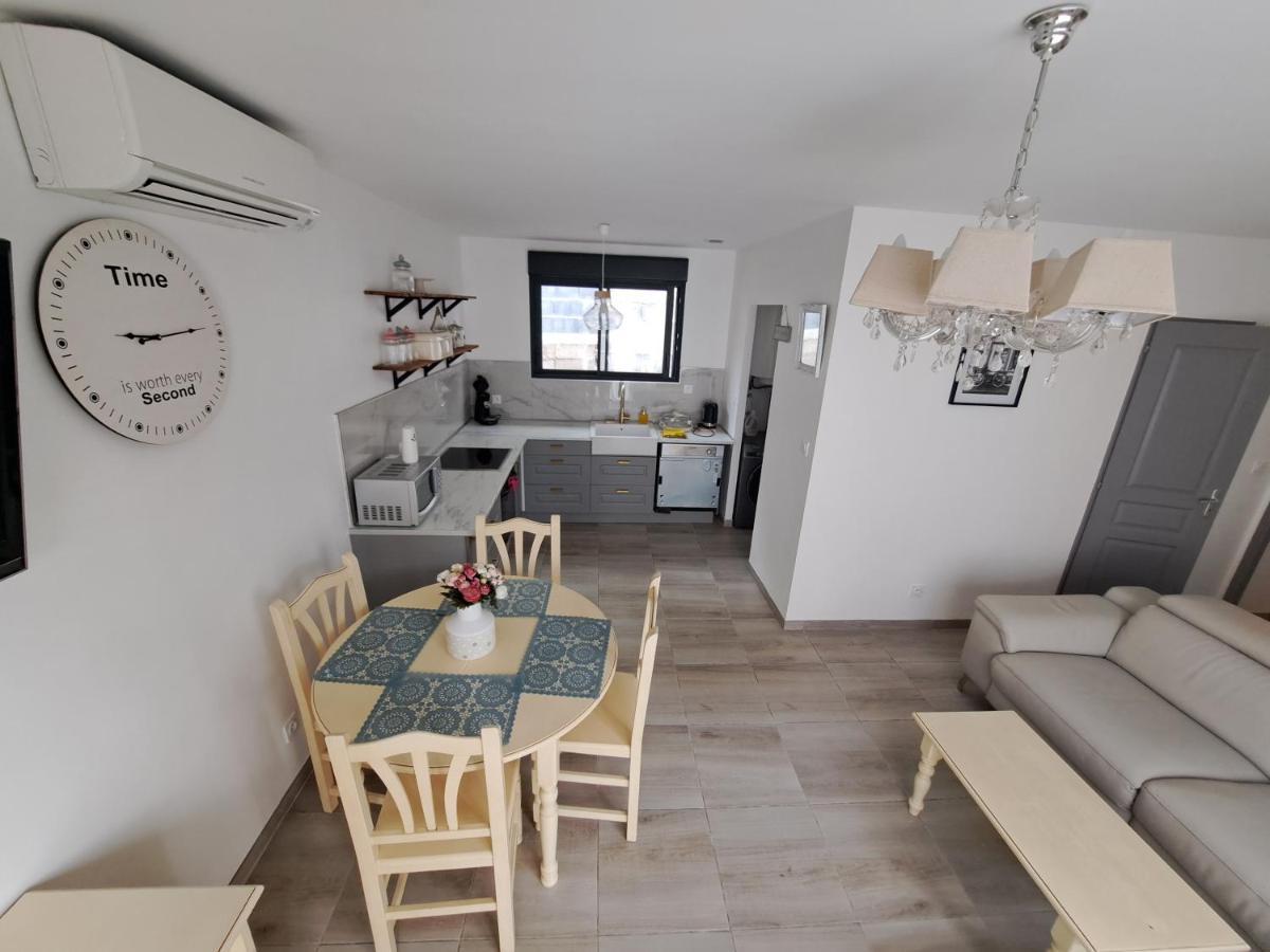 Charmante Maison Avec Piscine Bessan Exterior foto