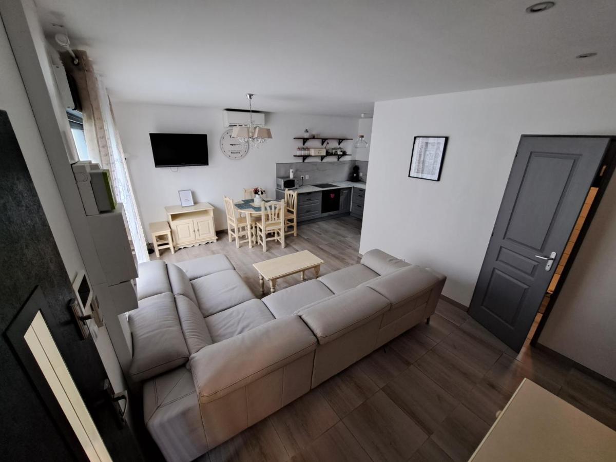 Charmante Maison Avec Piscine Bessan Exterior foto